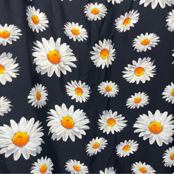 Emily B Daisy pattern one piece swimsuit - Picture 7 of 9